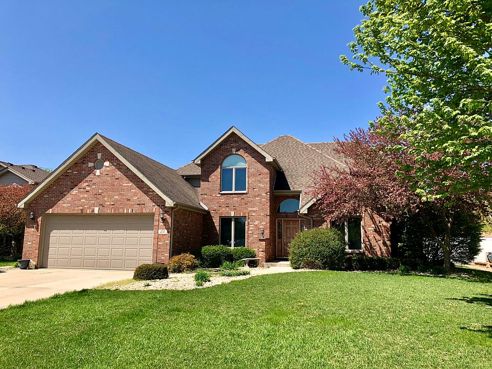 1st image of 257 Barrington Dr