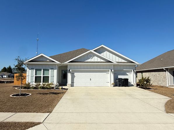 250 Gray Owl Dr E