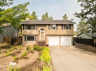 1676 NE Cackler Ln, Bend, OR 97701