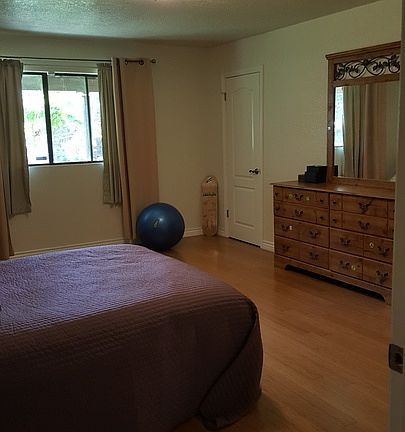 4th image of 10240 Monterey St