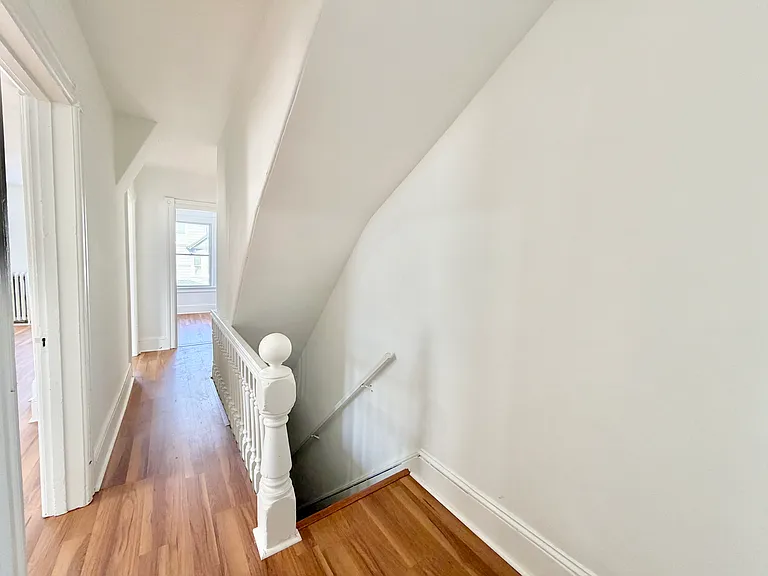 122 Summit Ave #2 — Photo 2