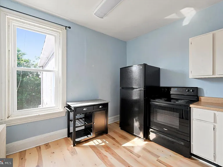 204 Ripka St #2 — Photo 8