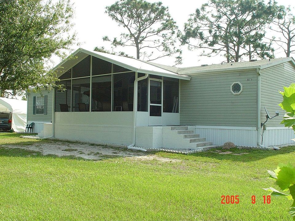 Front Of House 10X20 Screened Porch