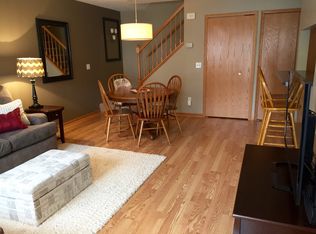 557 Mariner Way, Woodbury, MN 55129