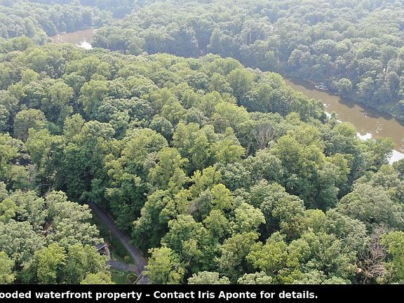 2nd image of 11759 Stanbaugh Ln