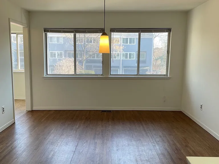 23 Richard Ct — Photo 9
