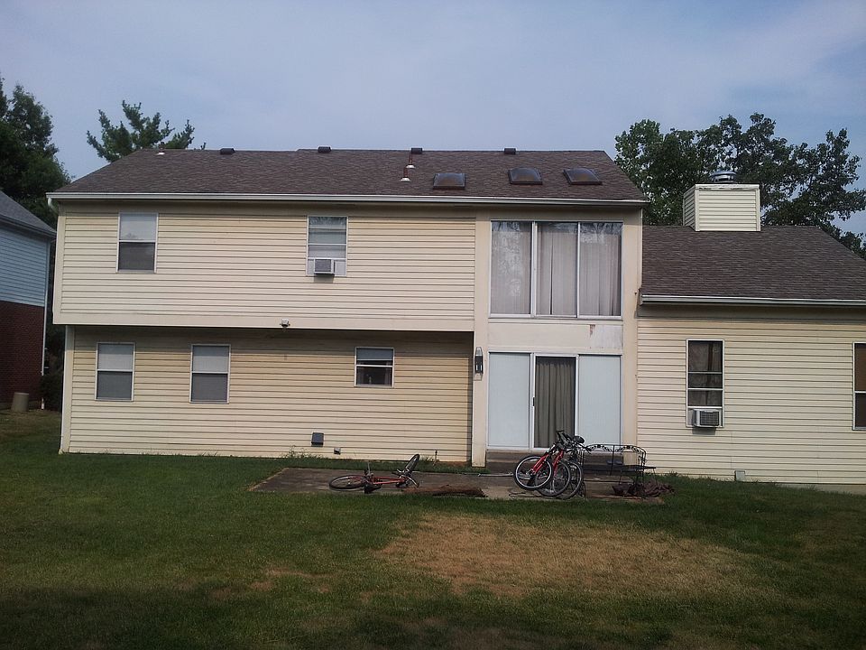 2nd image of 9547 Heather Ct