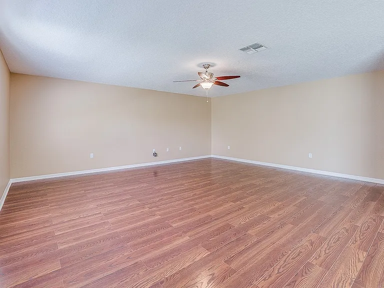4720 Salamander St — Photo 10