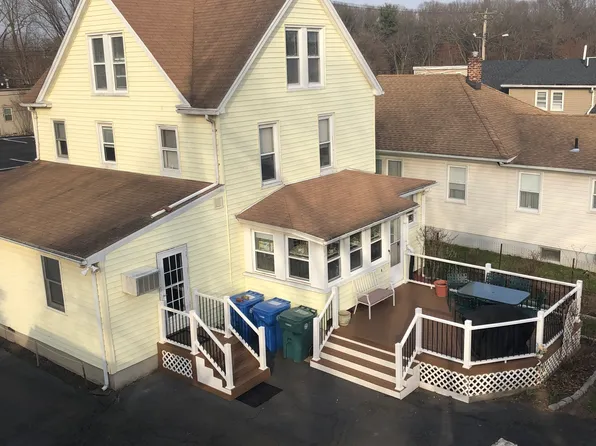 15 Oregon Avenue, Hamden, CT 06514