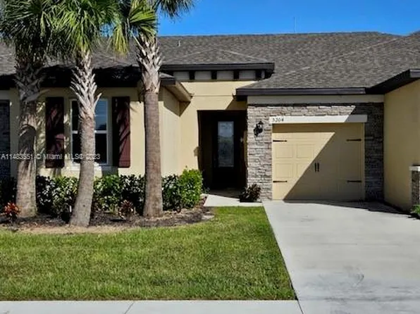 5204 Jovial Ct #5204, Fort Pierce, FL 34947