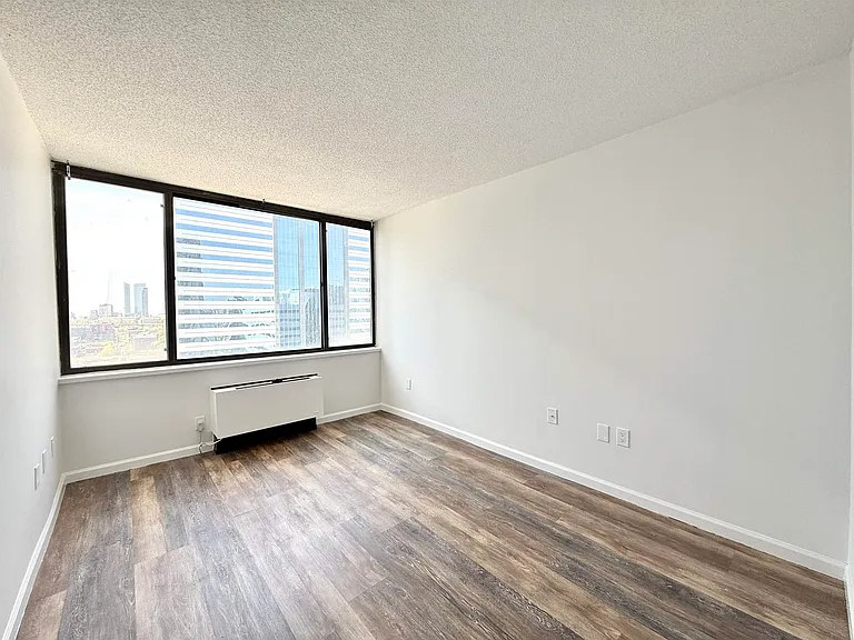 45 River Dr S #1906 — Photo 7