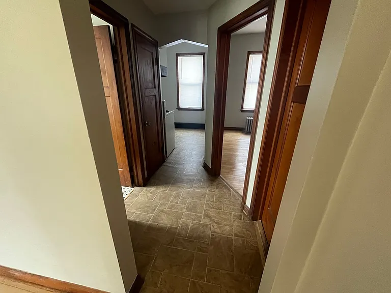 4575 S Packard Ave — Photo 7
