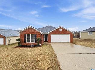 6712 Lakes Edge Ln, Pinson, AL 35126