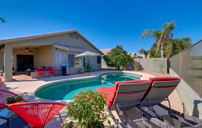 6234 W Blackhawk Dr — Photo 2