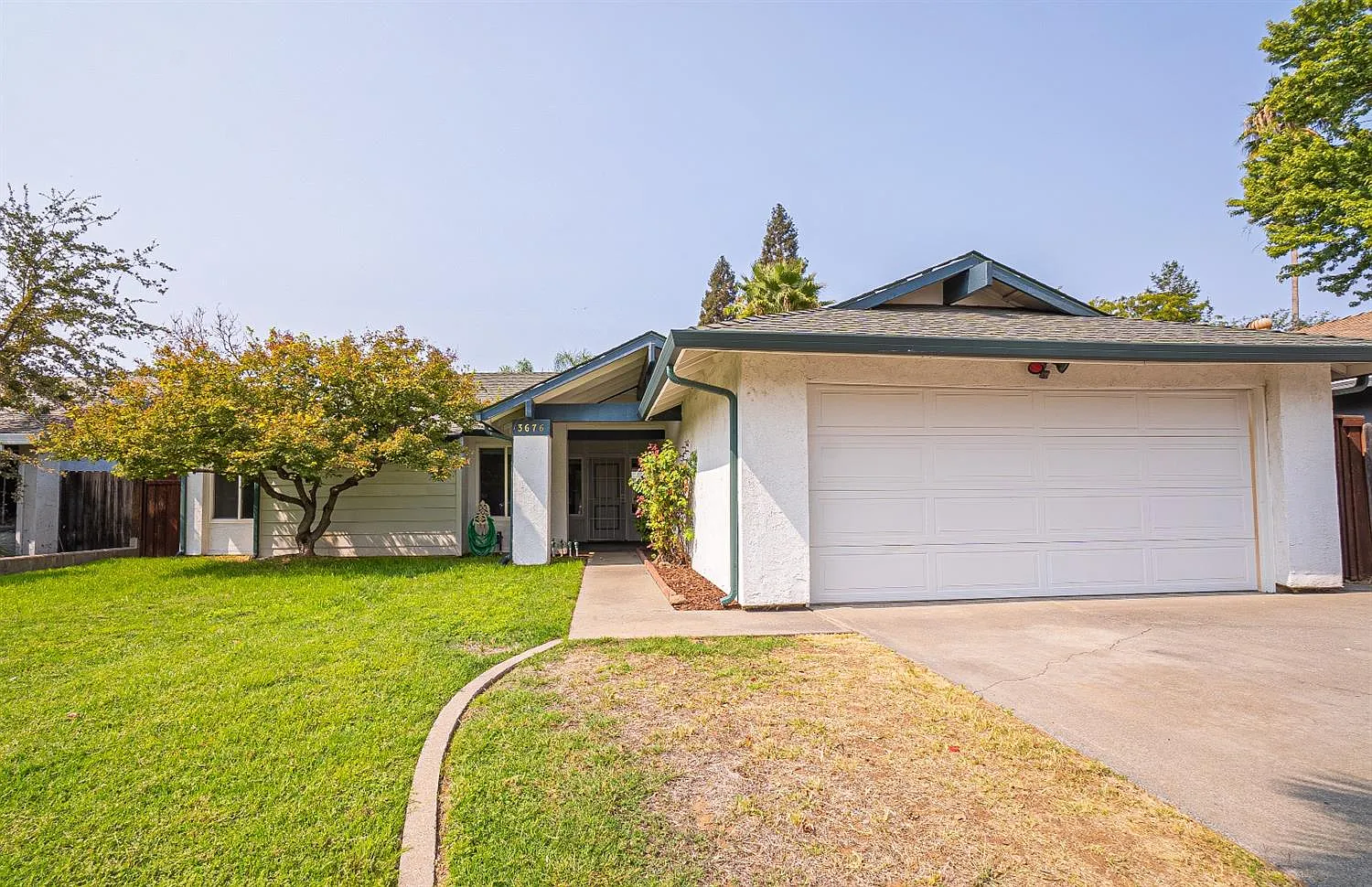 3676 Pullman Dr photo 1