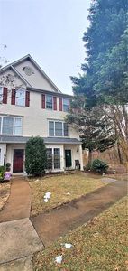 8865 Benchmark Ln, Bristow, VA, 20136