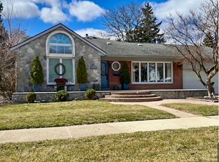 3354 Grindley Park St, Dearborn, MI 48124