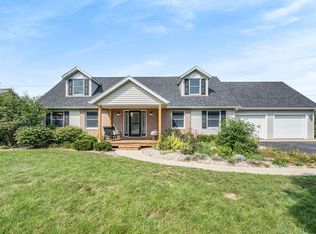 93 Friendship Ln, Marshall, MI 49068