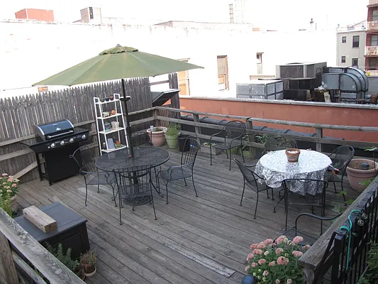 Rented by Realty Collective | media 20