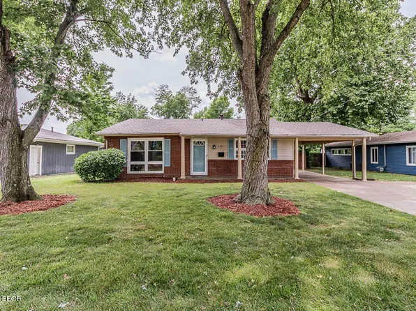 1004 Laura Ln, Marion, IL 62959