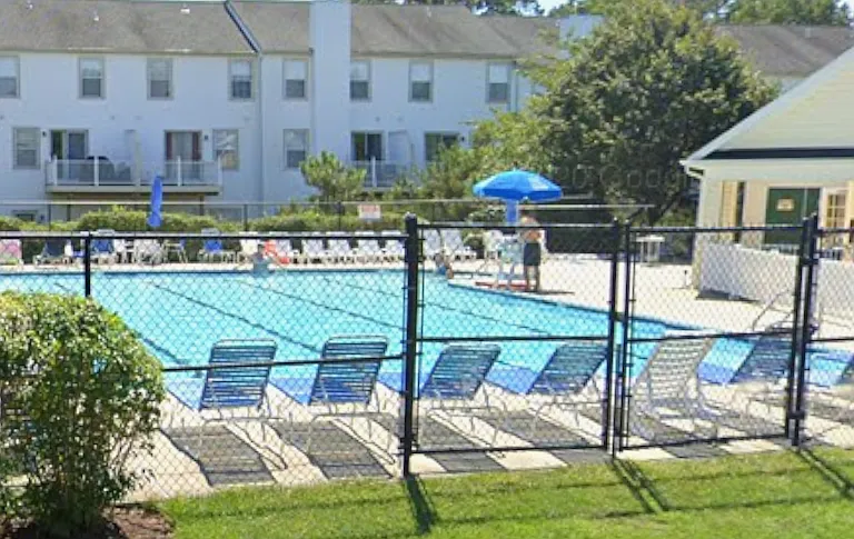 Community pool