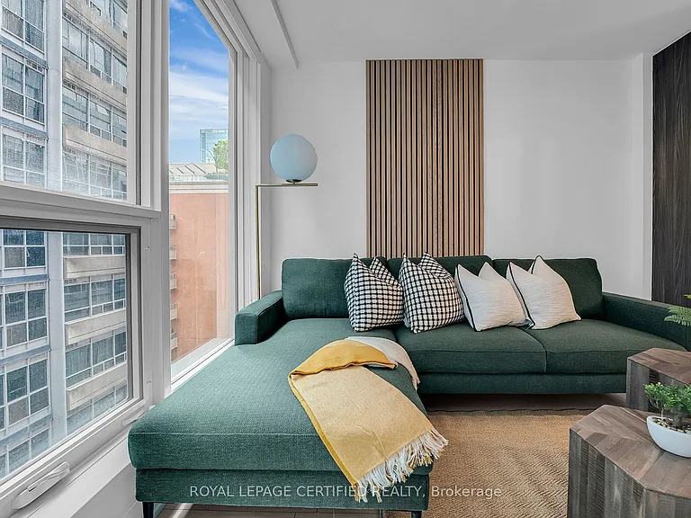 15 Mercer St #705 — Photo 6