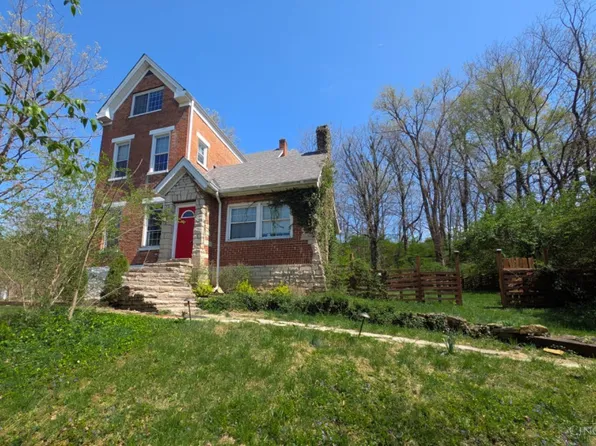 4338 Kirby Rd, Cincinnati, OH 45223