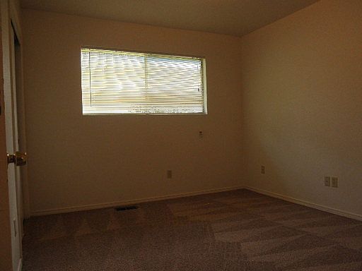 5th image of 6220 NE 11th Ave