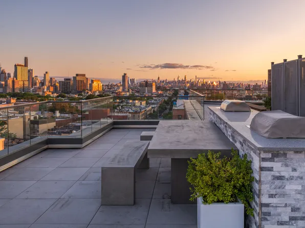 805 Washington Avenue image 19 of 23