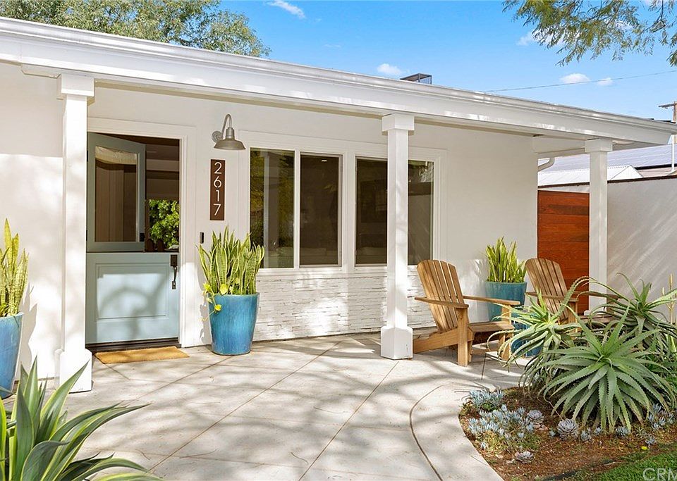 2nd image of 2617 Redlands Dr
