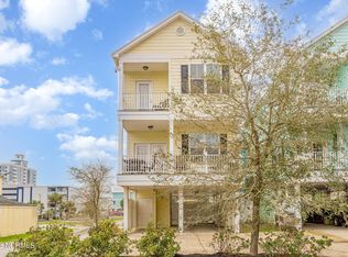 203 26th Ave S #6, Myrtle Beach, SC 29577