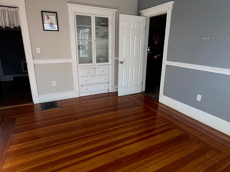 130 Armandine St #1 — Photo 7