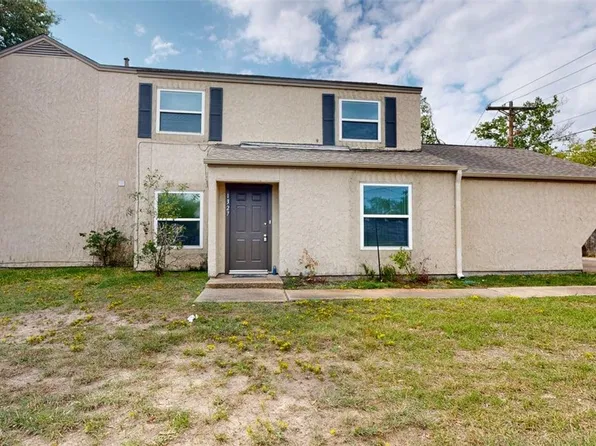 1327 Airline Dr, College Station, TX 77845
