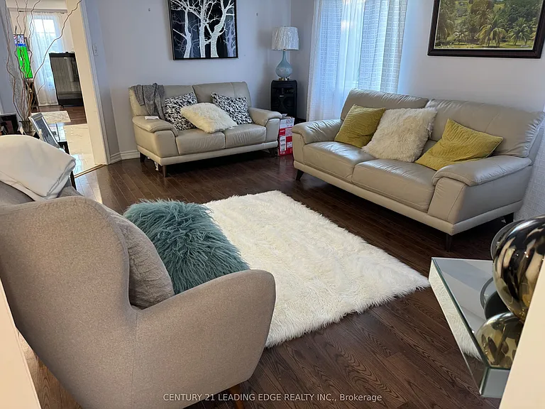 8 Woodcock Ave #MAIN — Photo 7