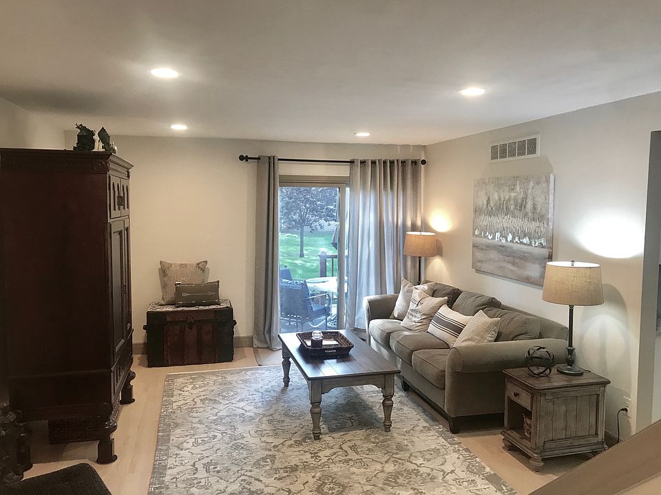 1st image of 53924 Birchwood Ct