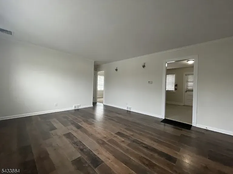 523 Columbia Ave #1 — Photo 6