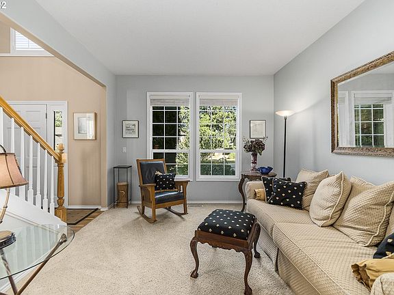 3rd image of 10985 SW 109th Ave