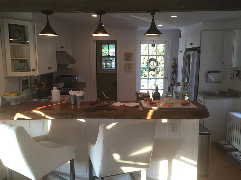 Kitchen Bar