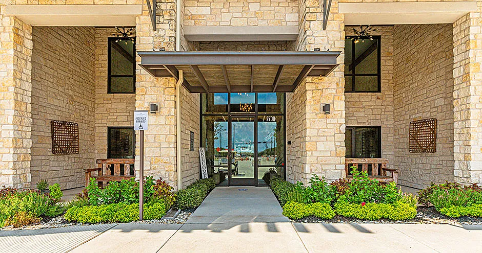 Hickory Creek Ranch Apartments — Photo 4