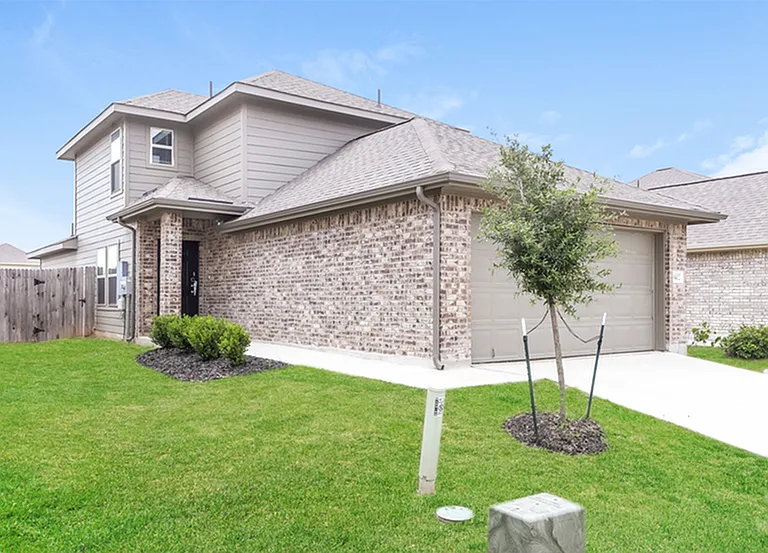 9402 Somers Bnd — Photo 3