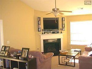 2nd image of 243 Crickhollow Cir