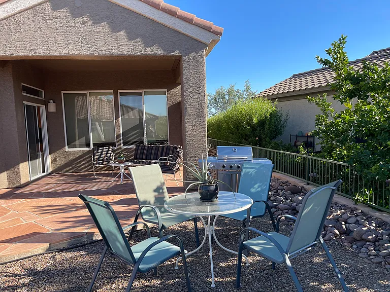 Backyard Patio Table and Chairs with Barbecue