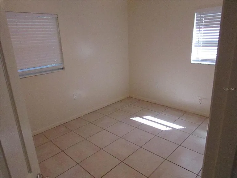 822 S Lone Oak Dr — Photo 11