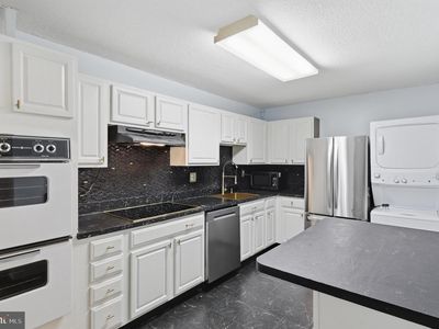 8340 Greensboro Dr APT 106, Mc Lean, VA, 22102