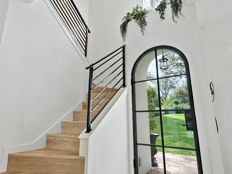 1604 Cliffwood Dr — Photo 30