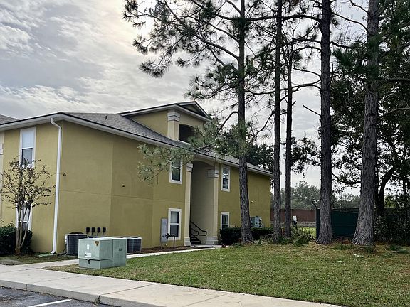 2nd image of 6860 Skaff Ave Unit 2