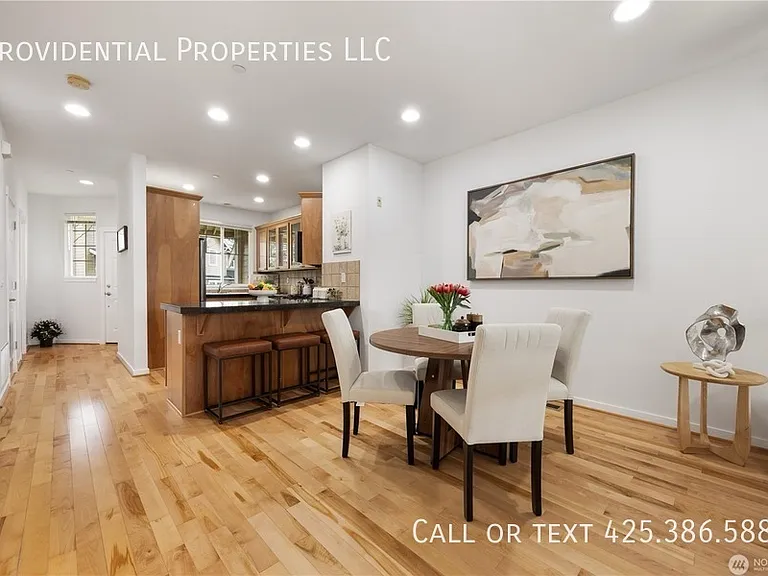1947 NE Killian Ln #1 — Photo 7