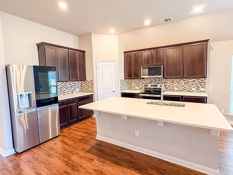 1218 Amber Dawn Dr — Photo 5