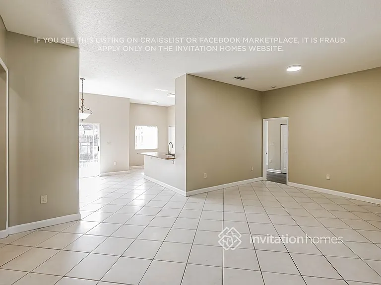14146 SW 160th Ct — Photo 3