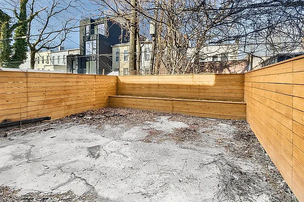 Rented by Freestone Property Group | media 6